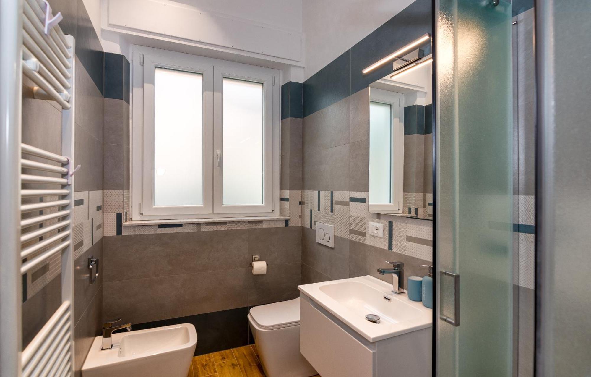 Casa Vacanze Da Antonio Ristrutturata Luglio 2023 Viareggio Bagian luar foto